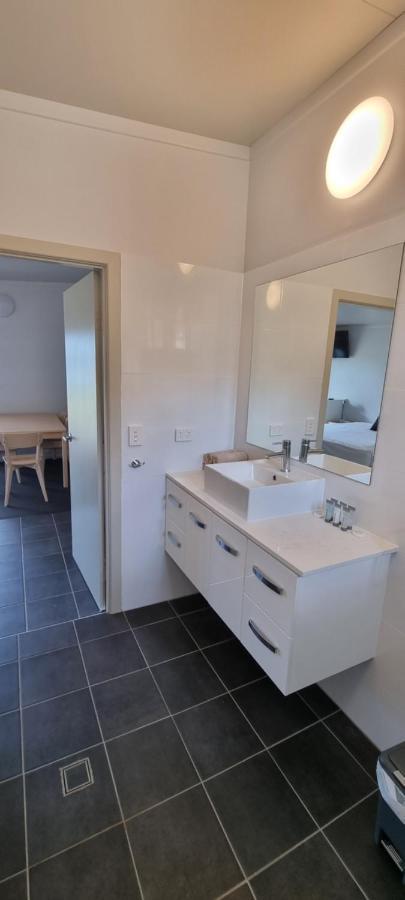 Narangba Motel Dış mekan fotoğraf